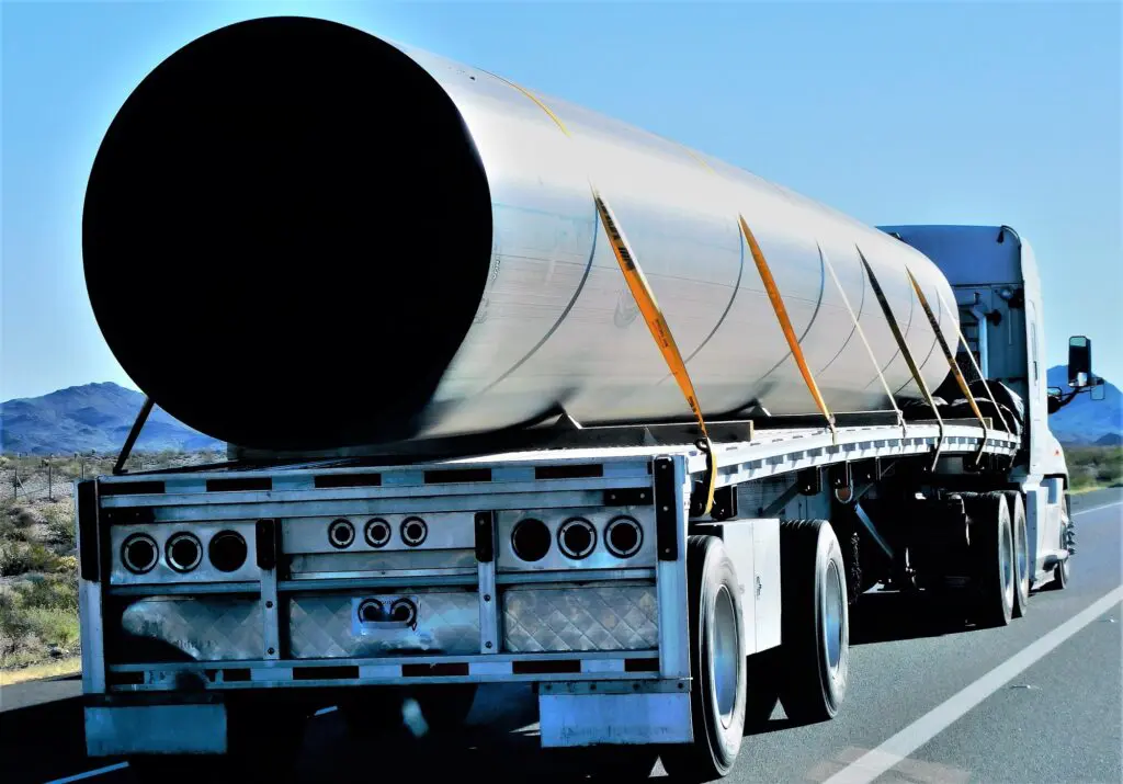 Trucking! Hauling Large Pipe!